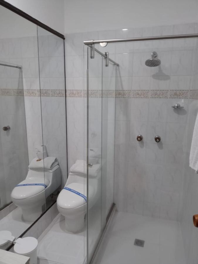 Hotel Colonial Andino - Parque Principal De Pitalito Dış mekan fotoğraf